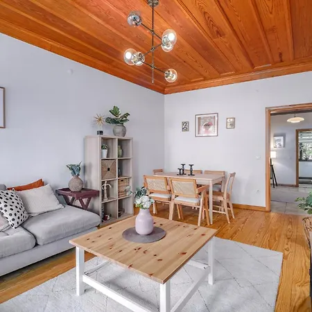 Detached Triplex With Garden Terrace Istanbul